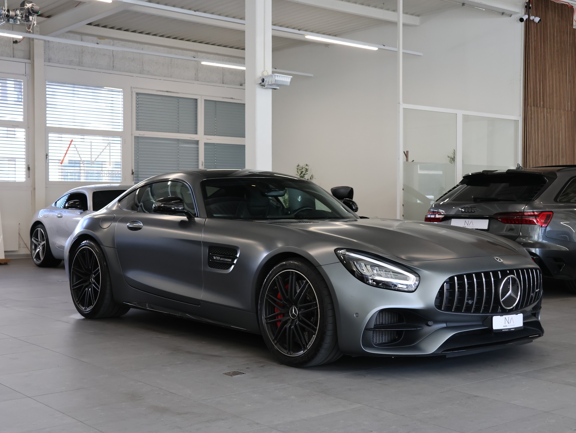 MERCEDES-BENZ AMG GT C Speedshift DCT *Burmester* *360 Kamera* *Panoramadach*-image-1