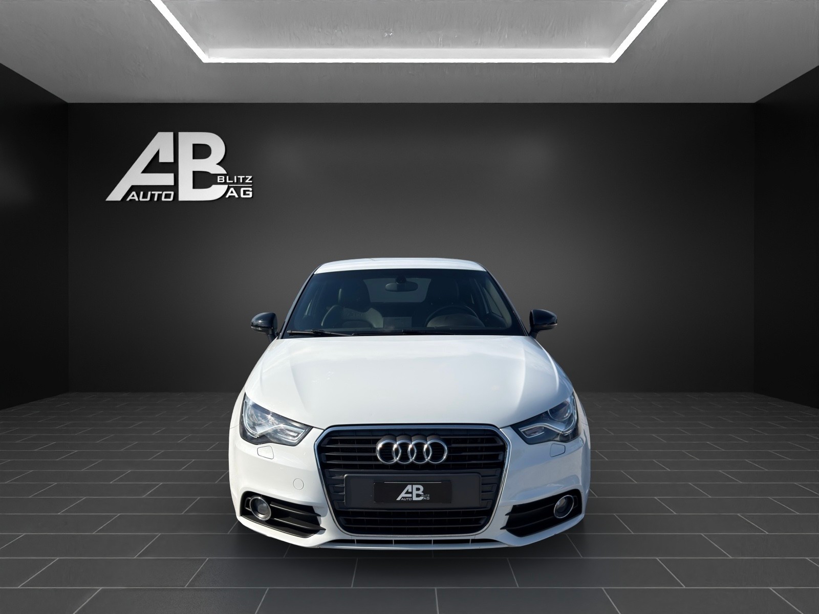 AUDI A1 1.4 S-Line TFSI Ambition mit 122 PS-image-0