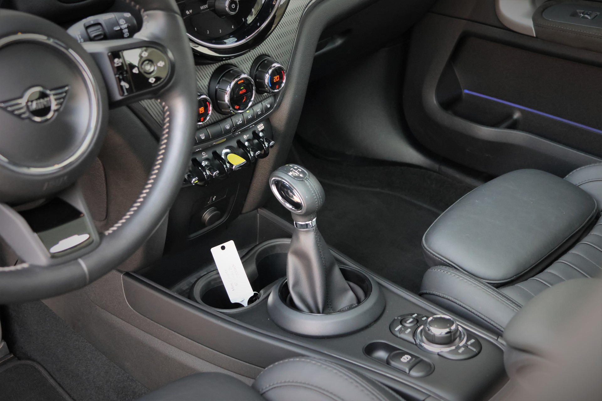 MINI Countryman Cooper SE Trafalgar ALL4 PHEV Steptronic (CH)-image-10
