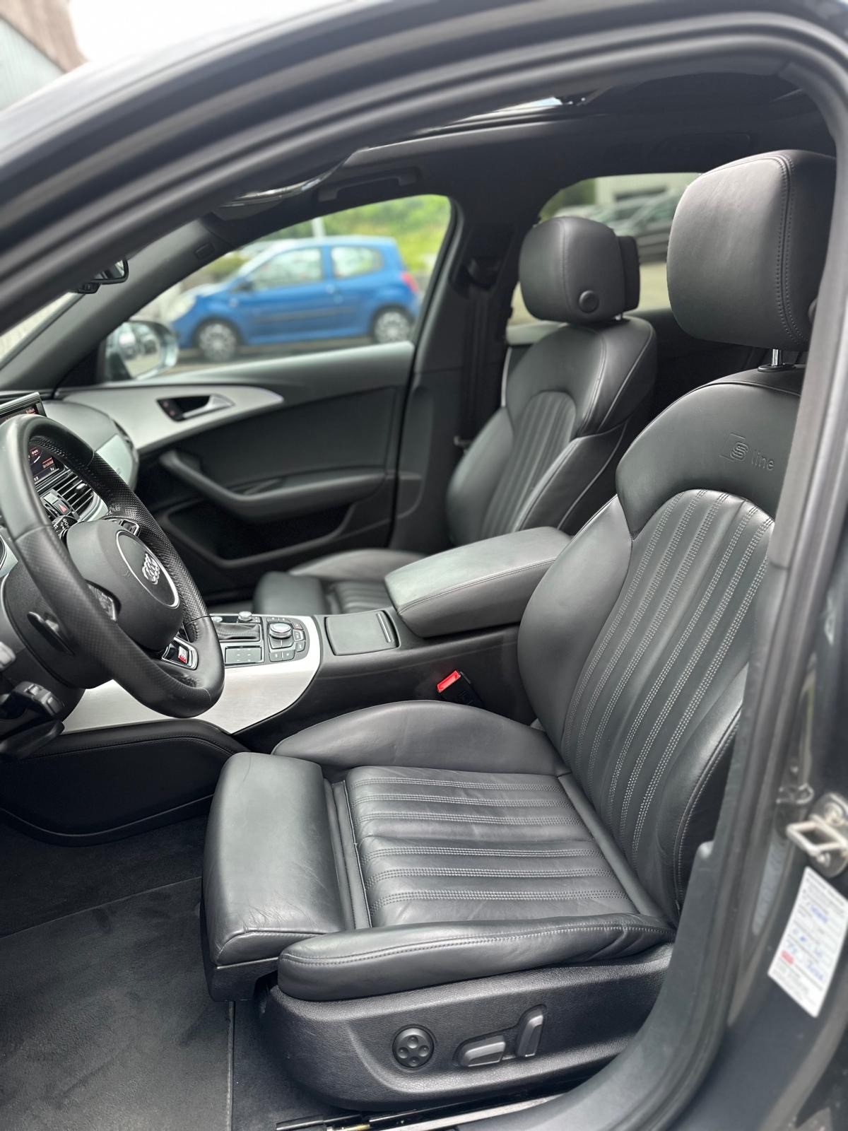 AUDI A6 Avant 3.0 BiTDI V6 quattro tiptronic-image-6