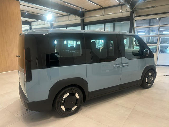 KIA PV5 Passenger 71.2 kWh Elite-image-3