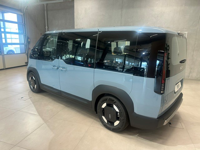 KIA PV5 Passenger 71.2 kWh Elite-image-4