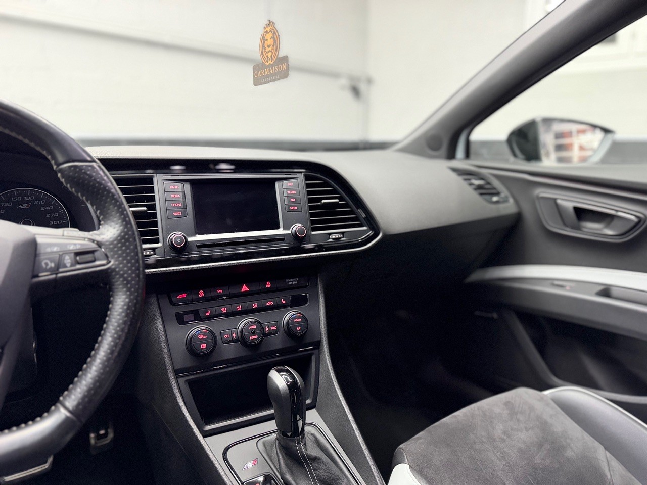 SEAT Leon 2.0 TSI Cupra FR 335PS ABT-Tuning | CH-Auto | Schalensitze-image-17