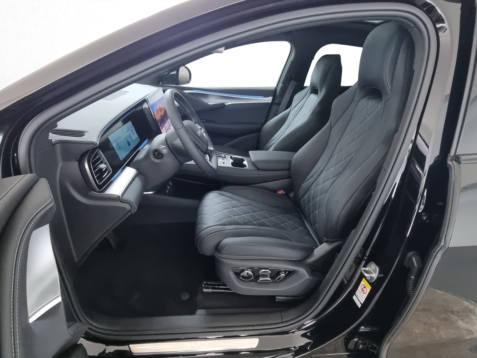 BYD Sealion 7 91,3 kWh Excellence AWD-image-5