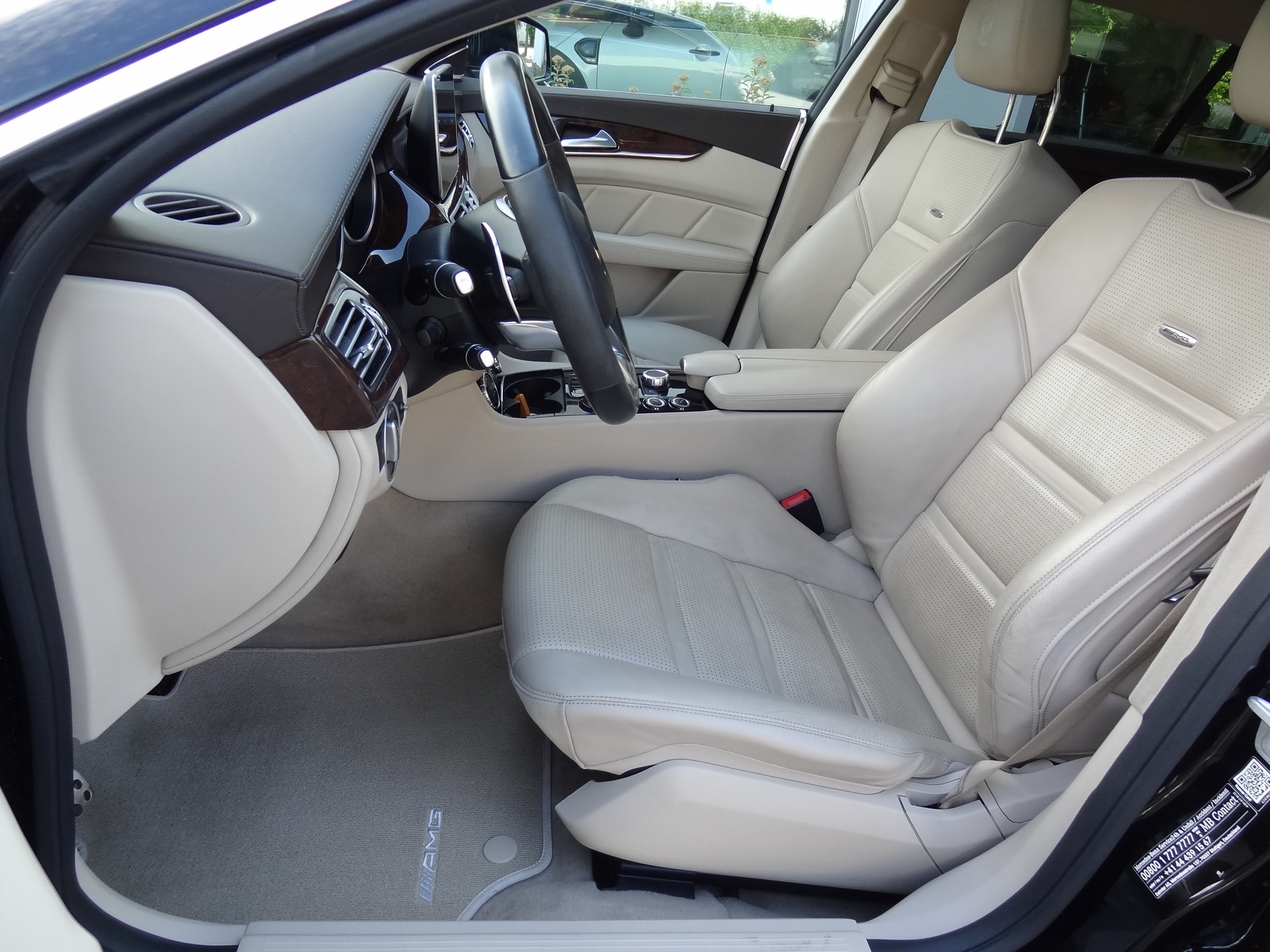 MERCEDES-BENZ CLS Shooting Brake 63 AMG S 4Matic Speedshift MCT-image-9