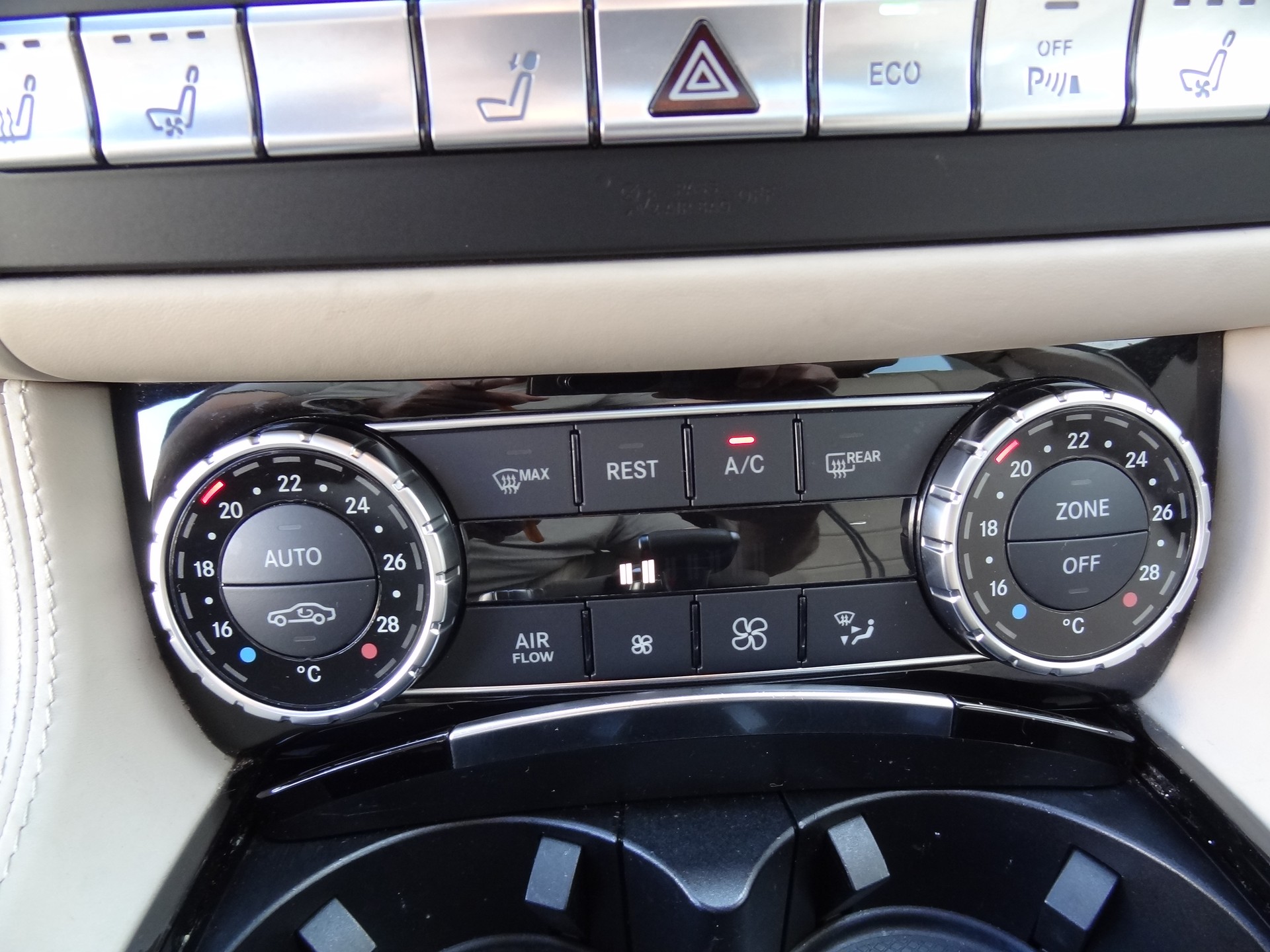 MERCEDES-BENZ CLS Shooting Brake 63 AMG S 4Matic Speedshift MCT-image-19