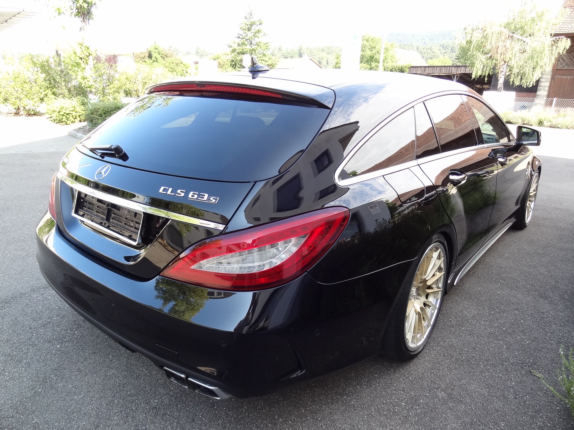 MERCEDES-BENZ CLS Shooting Brake 63 AMG S 4Matic Speedshift MCT-image-4