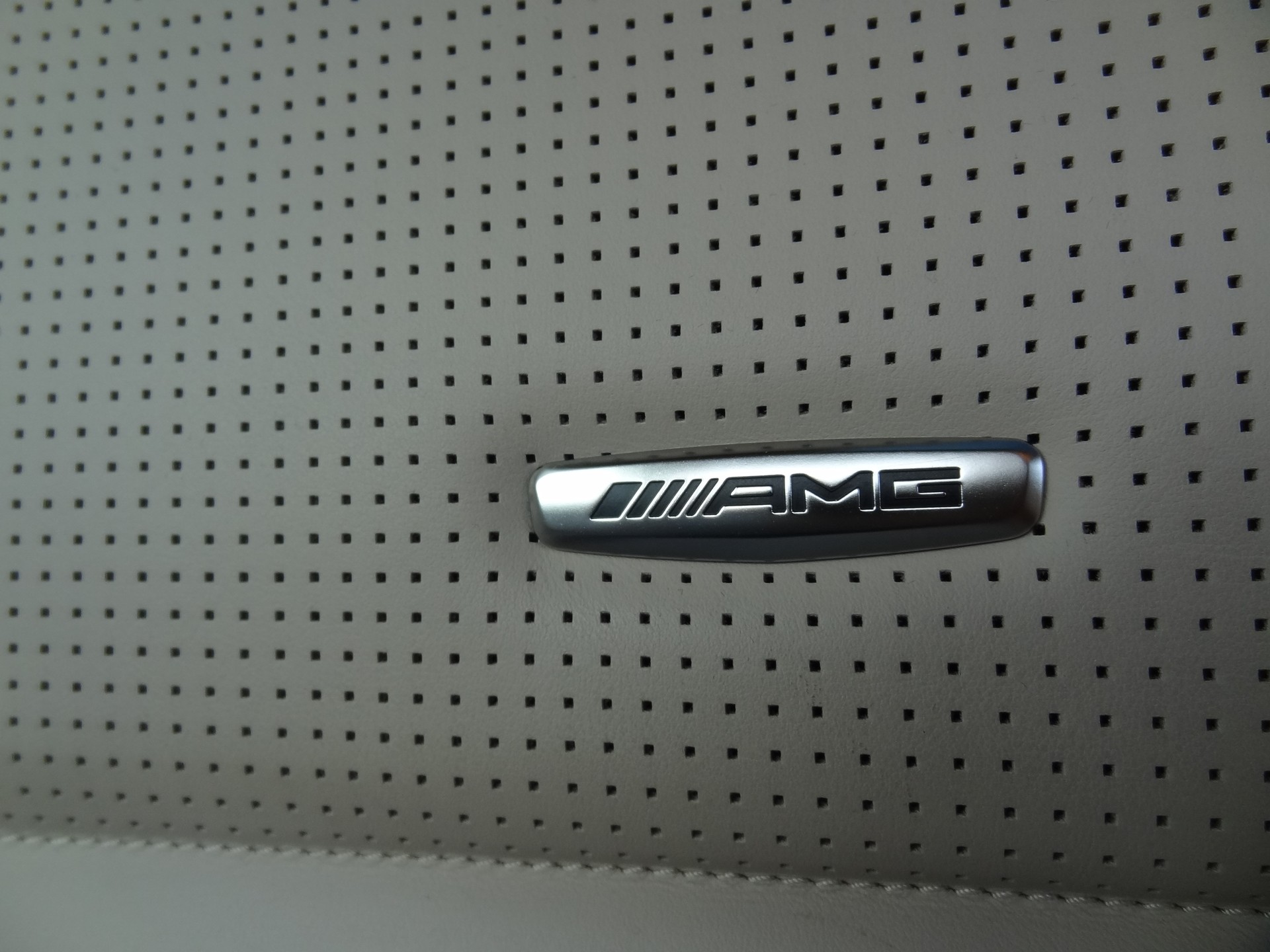 MERCEDES-BENZ CLS Shooting Brake 63 AMG S 4Matic Speedshift MCT-image-22