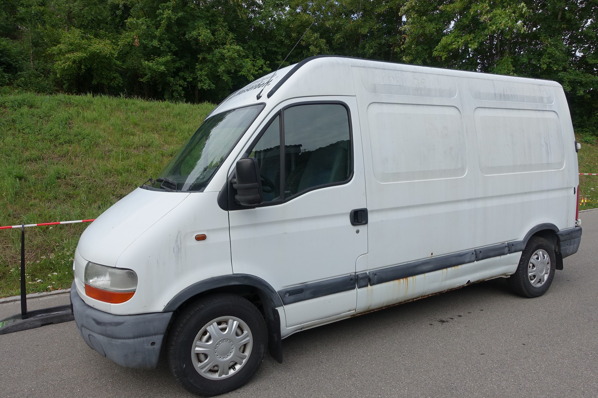 RENAULT T 33 2.5 D-image-1