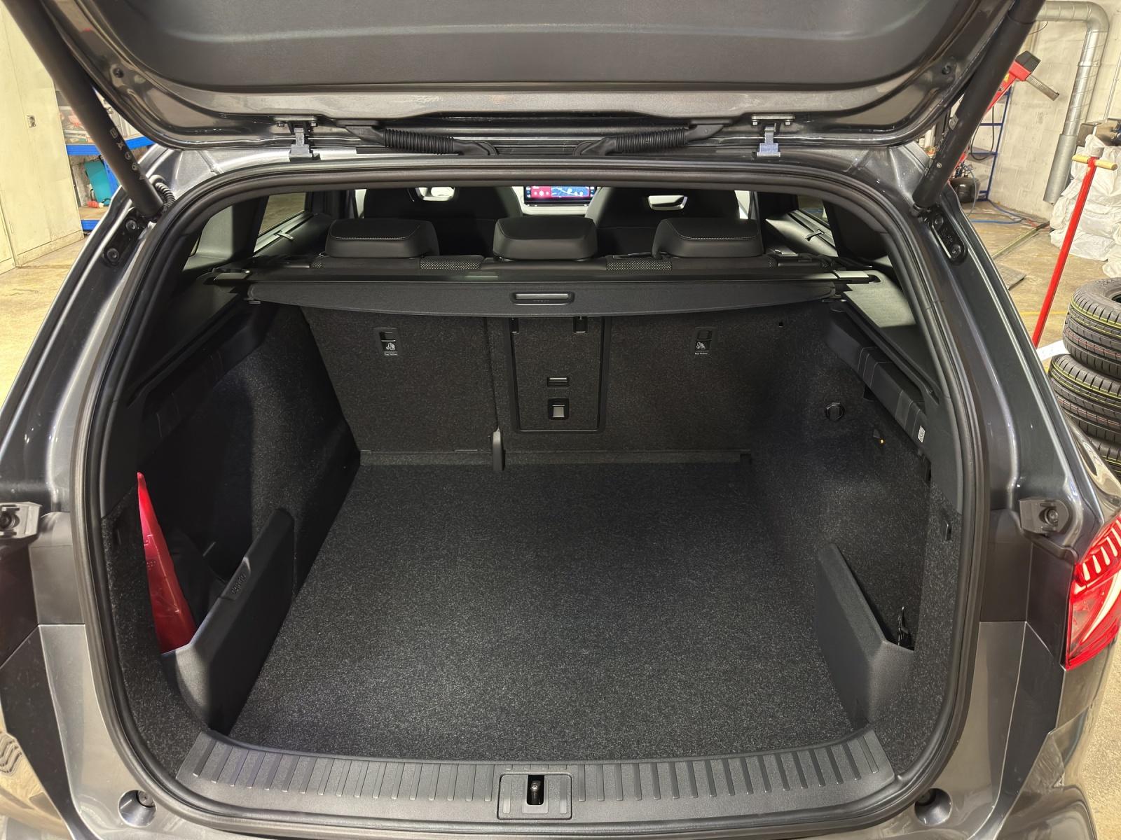 SKODA Enyaq 85x SportLine-image-14