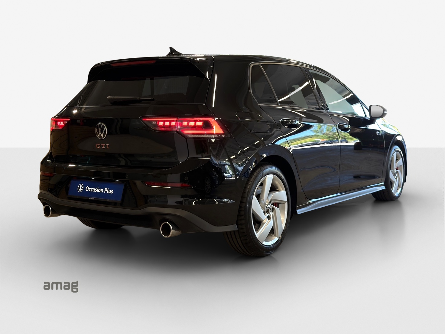 VW Golf 2.0 TSI GTI DSG-image-4
