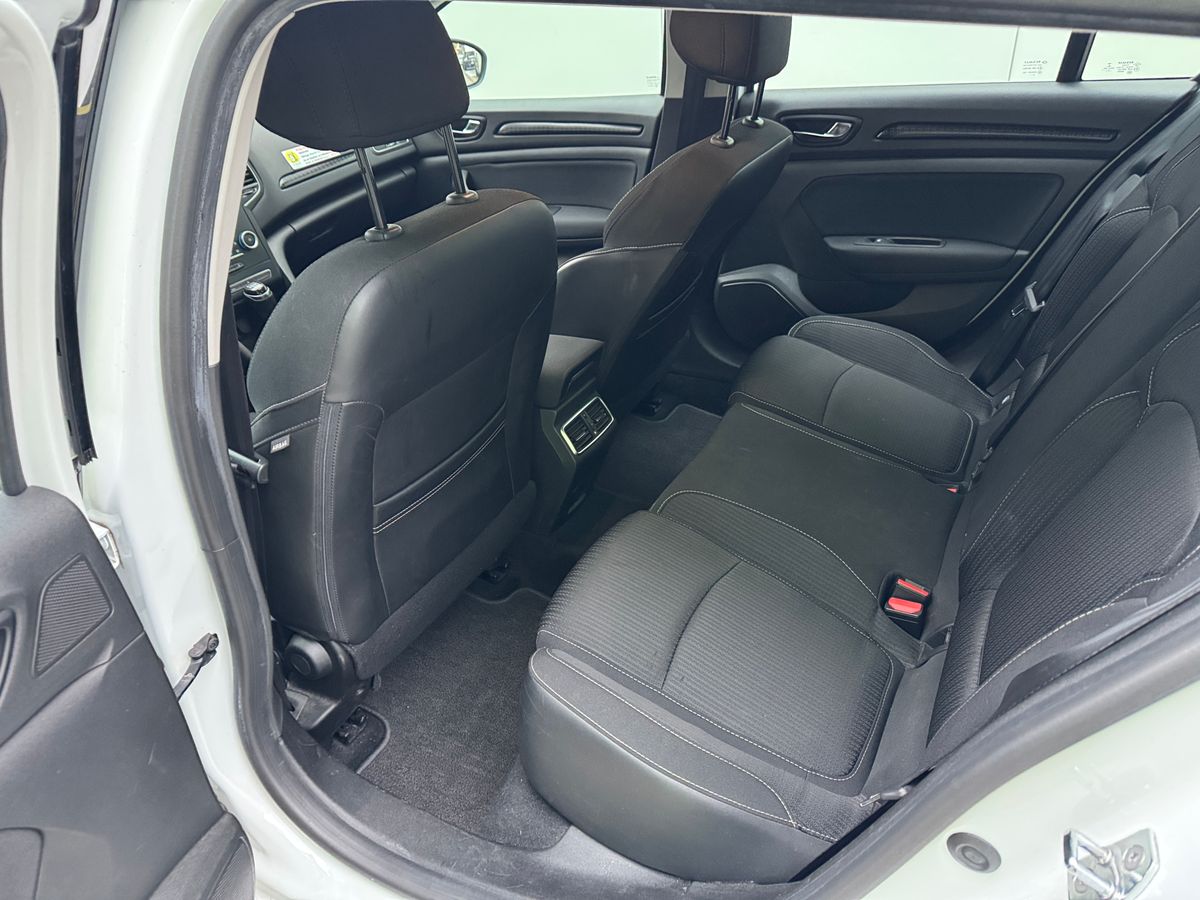 RENAULT Mégane Grandtour 1.5 dCi Life-image-8