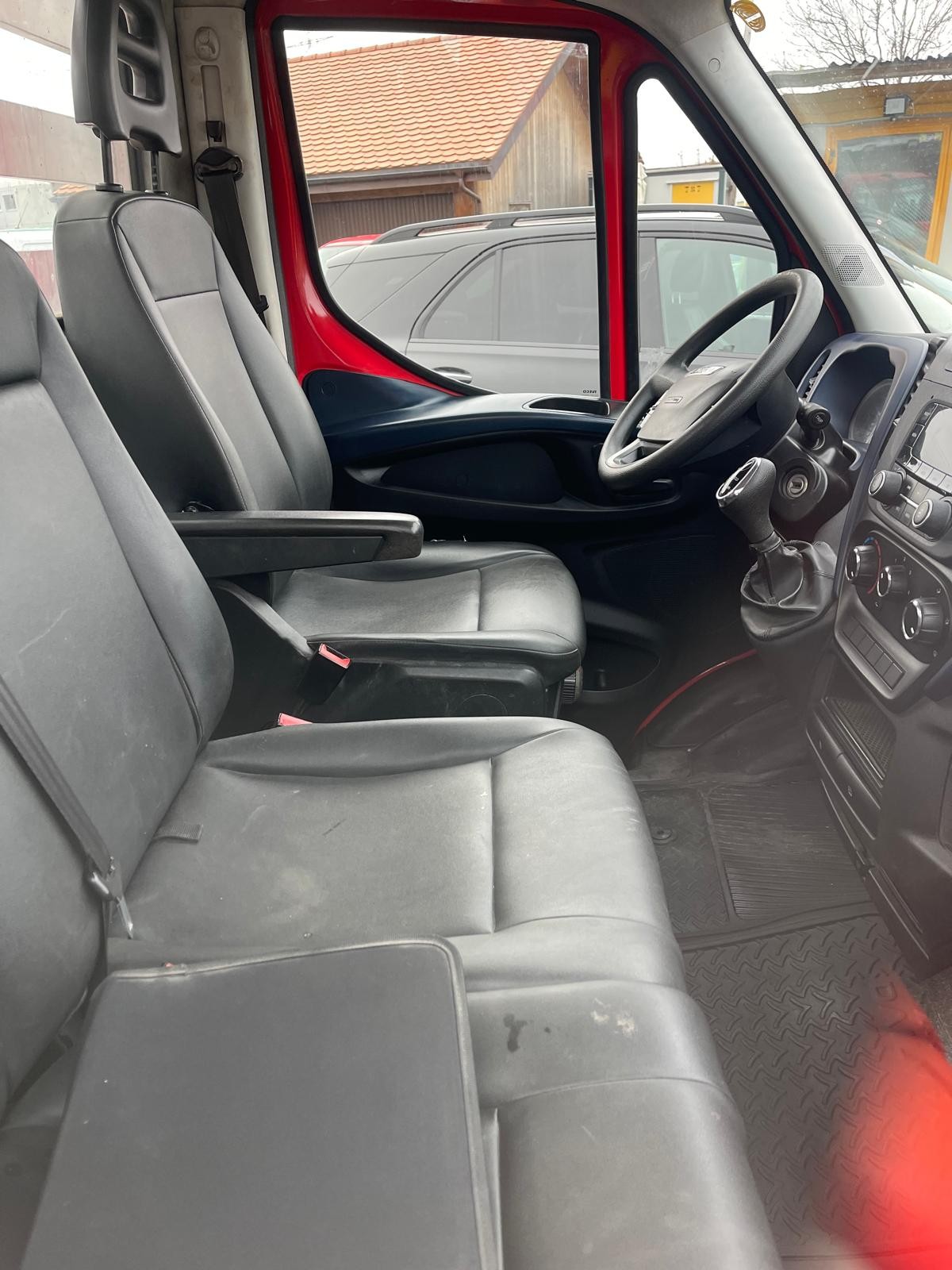 IVECO 35 C 14 A8-image-3