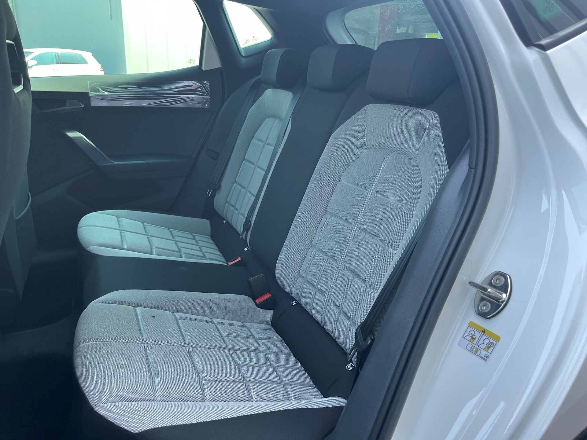 SEAT Ibiza 1.0 EcoTSI Move FR DSG-image-6