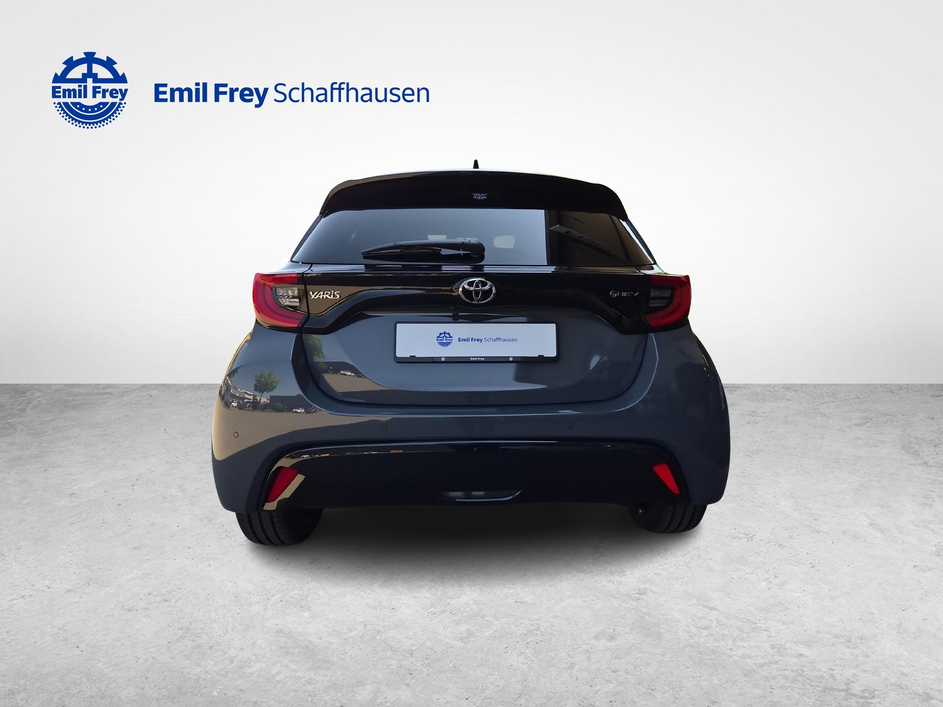 TOYOTA Yaris 1.5 VVT-i HSD Premium-image-3