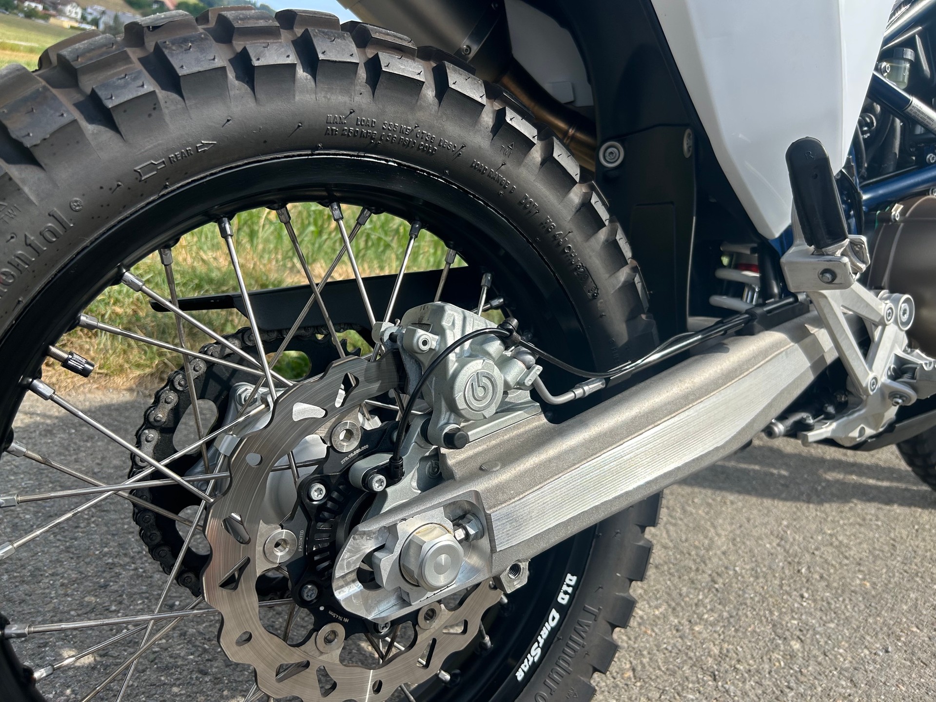HUSQVARNA 701 Enduro-image-3
