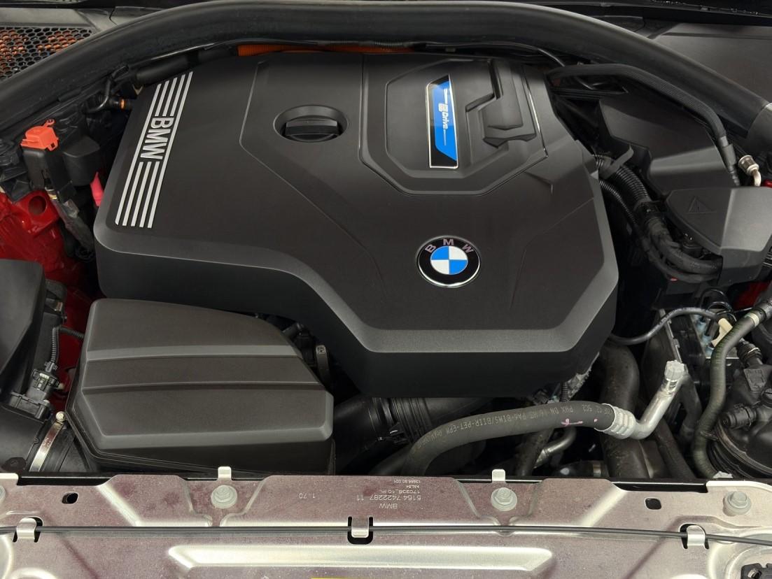 BMW 330e SPORT LINE-image-23