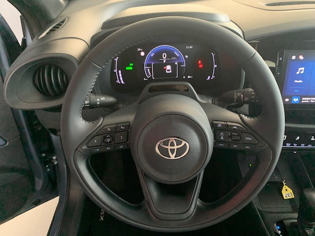 TOYOTA Aygo X 1.5 VVT-i HSD Comfort-image-12