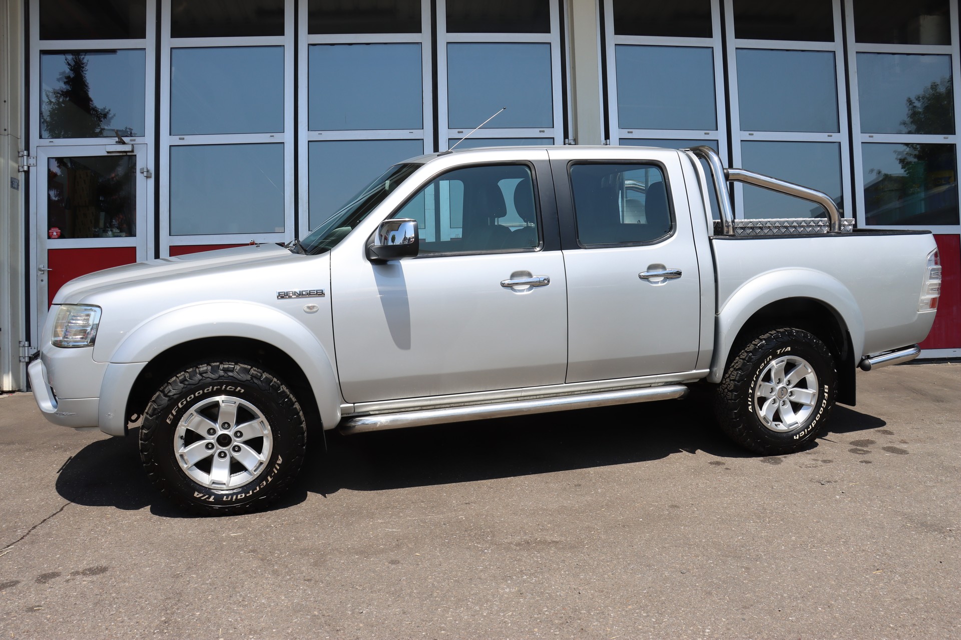 FORD Ranger Limited 3.0 TDCi 4x4-image-4