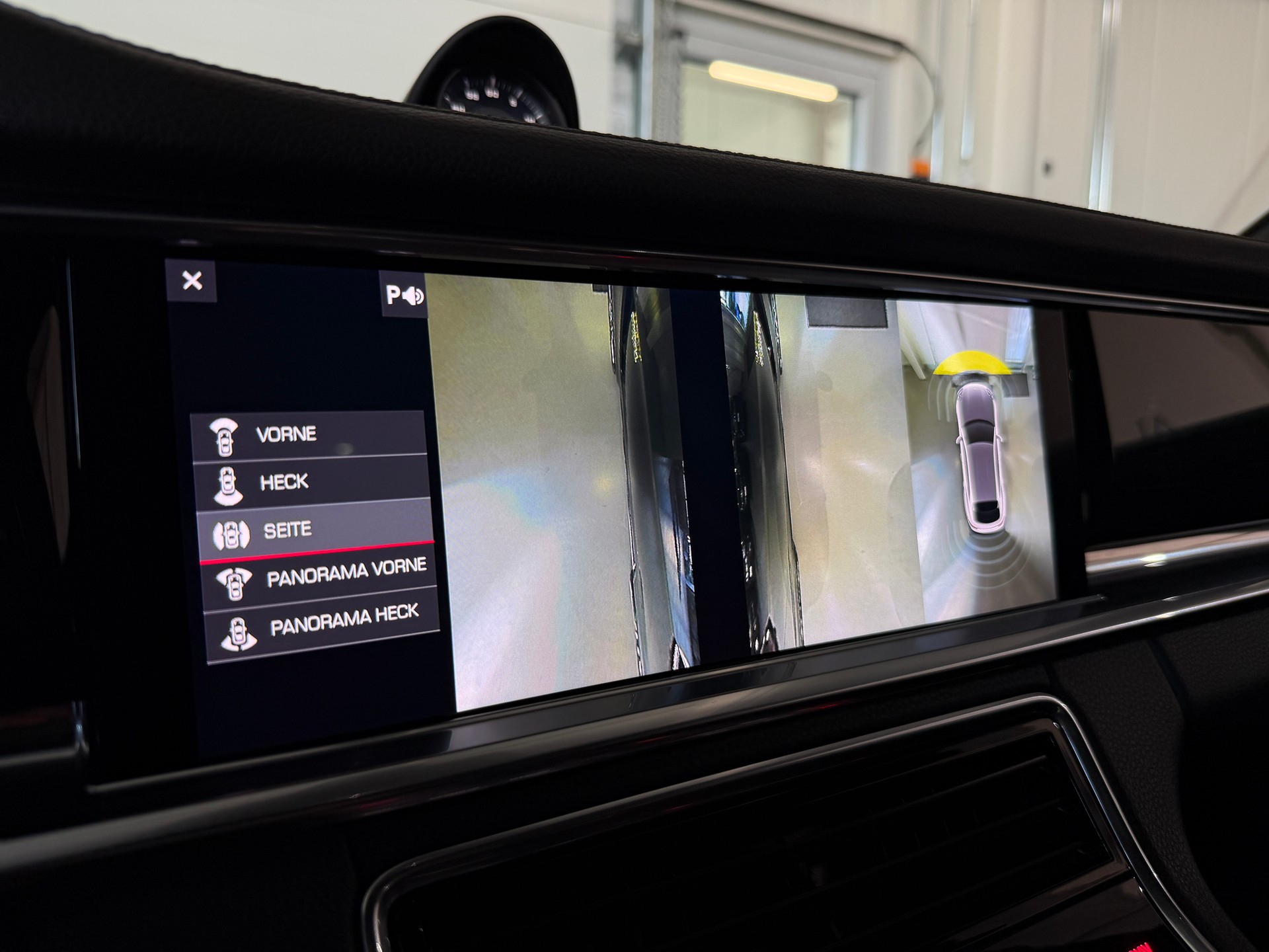 PORSCHE Panamera 4 E-Hybrid Sport Turismo PDK (CH)-image-10