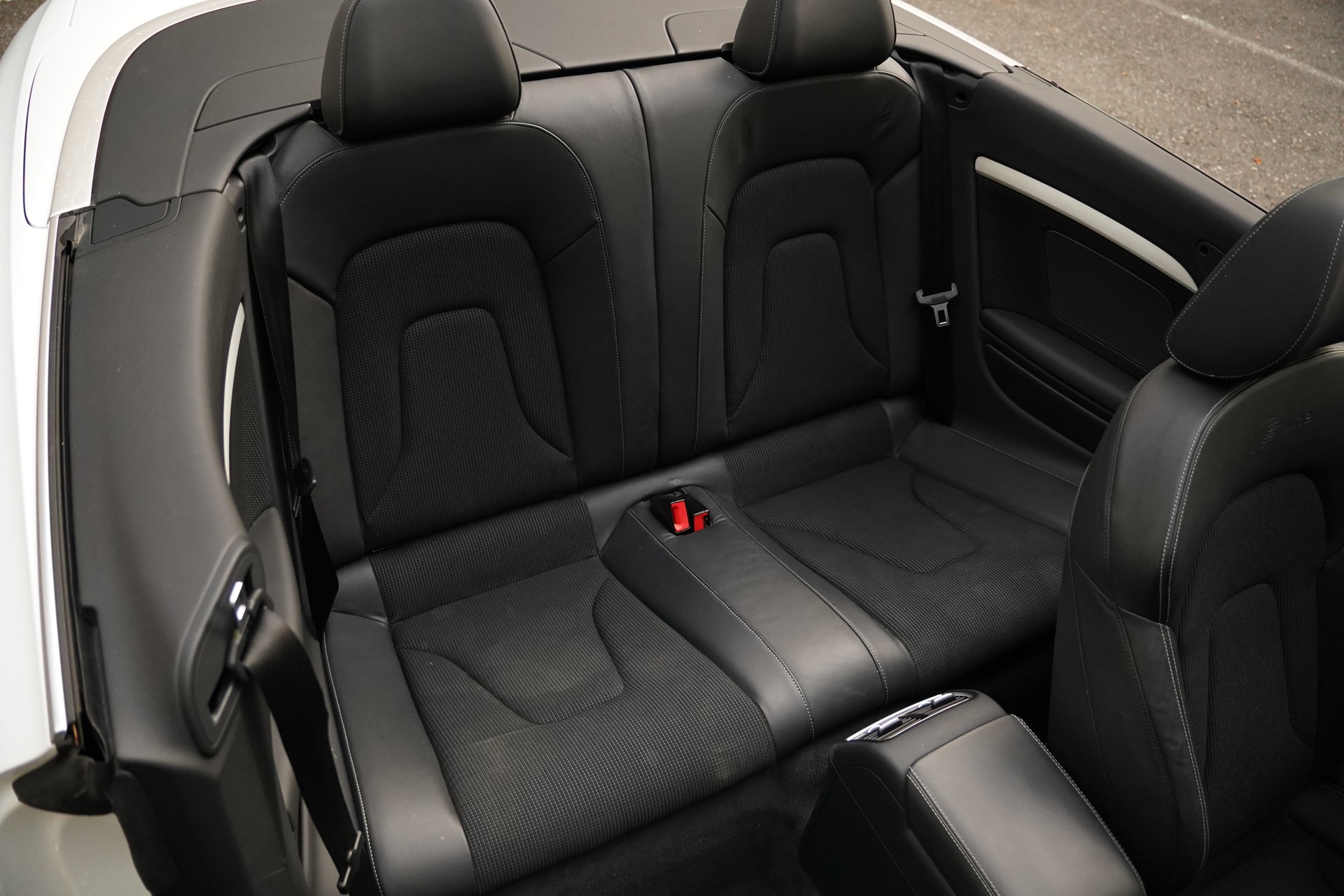 AUDI A5 Cabriolet 1.8 TFSI-image-17
