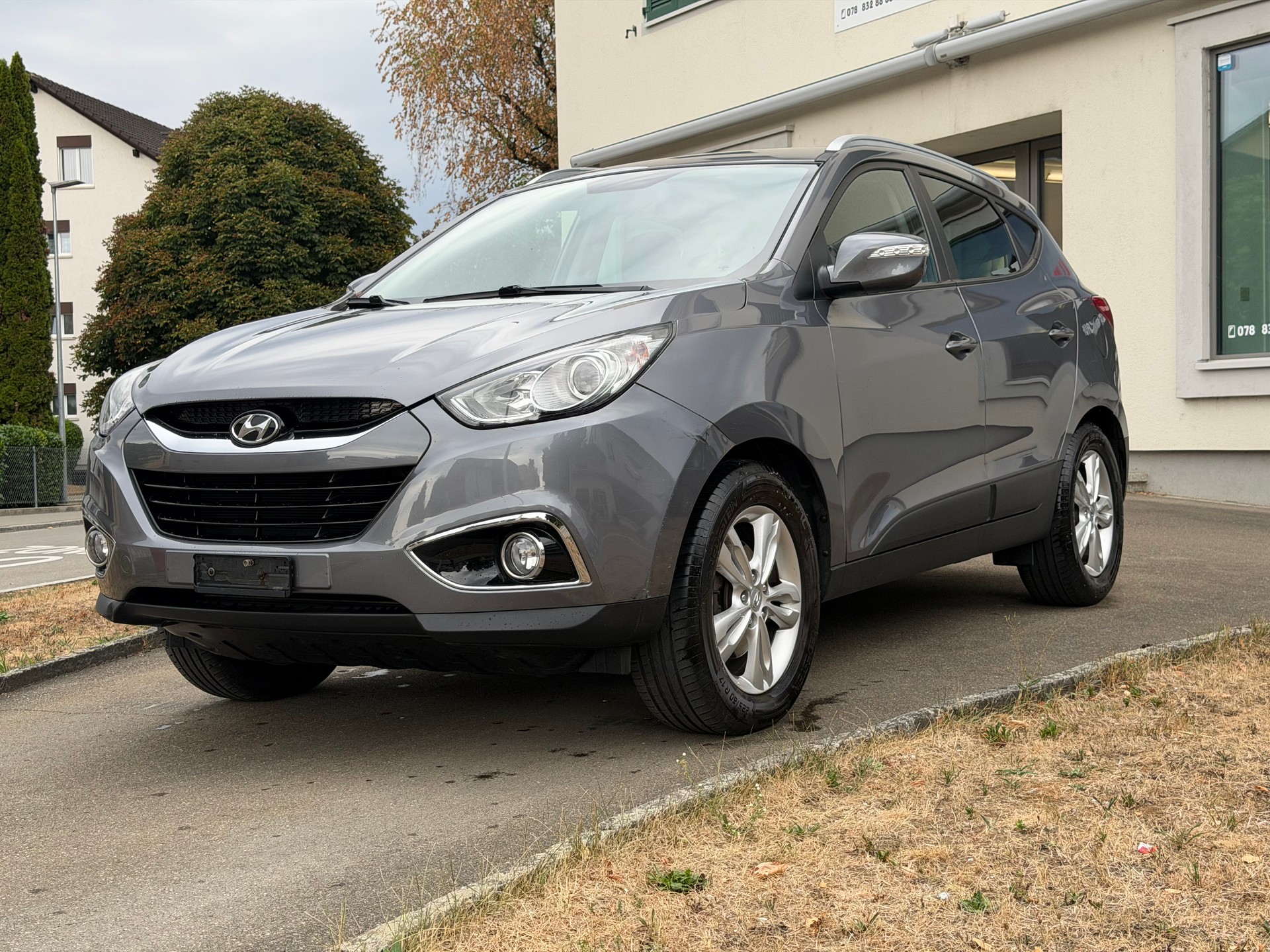 HYUNDAI iX 35 2.0 Style 4WD Automatic-image-1