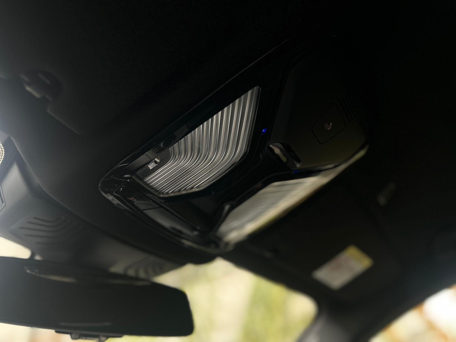 BMW 530e xDrive Pure M Sport Edition Steptronic-image-24