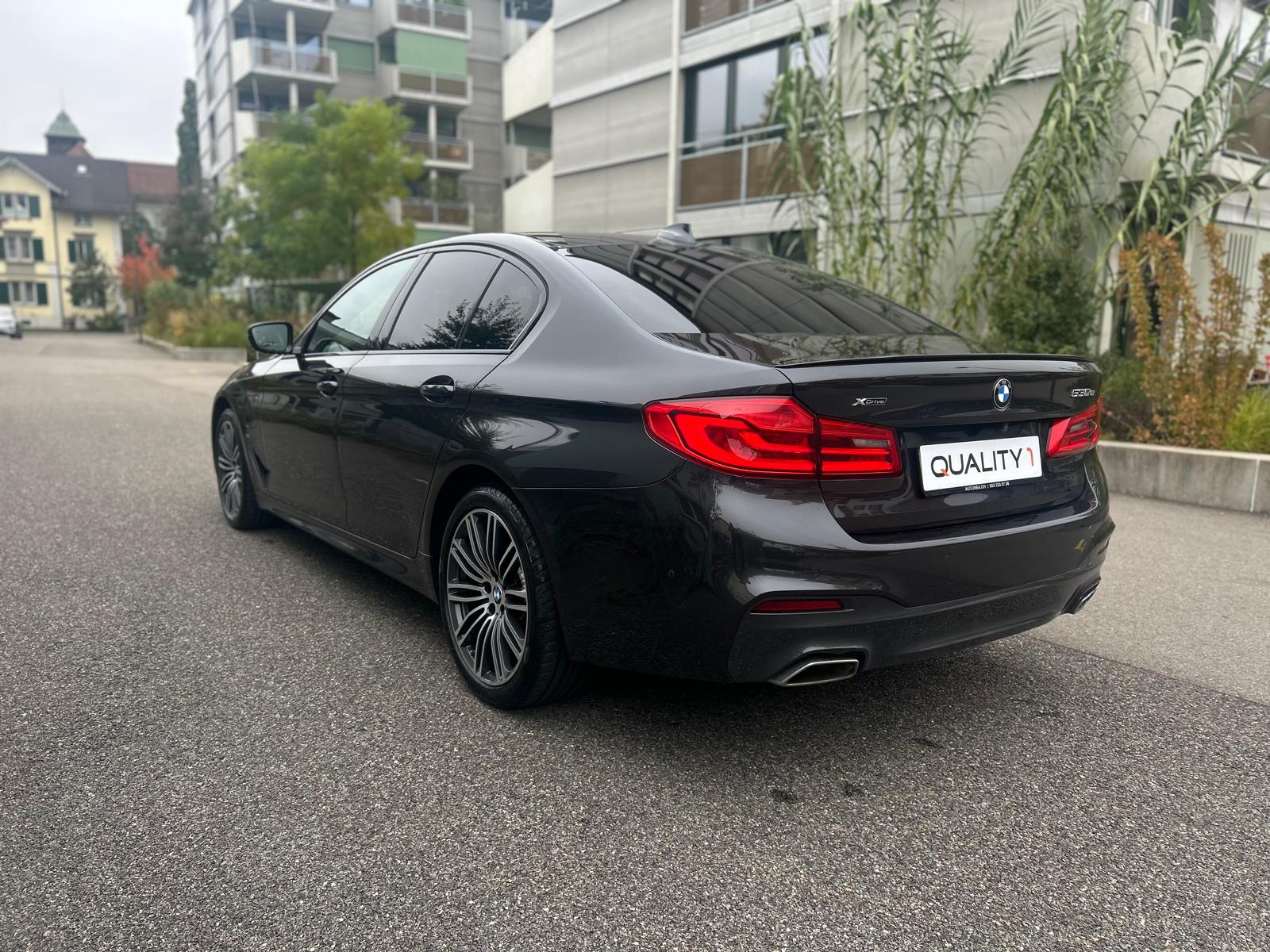BMW 530e xDrive Pure M Sport Edition Steptronic-image-4