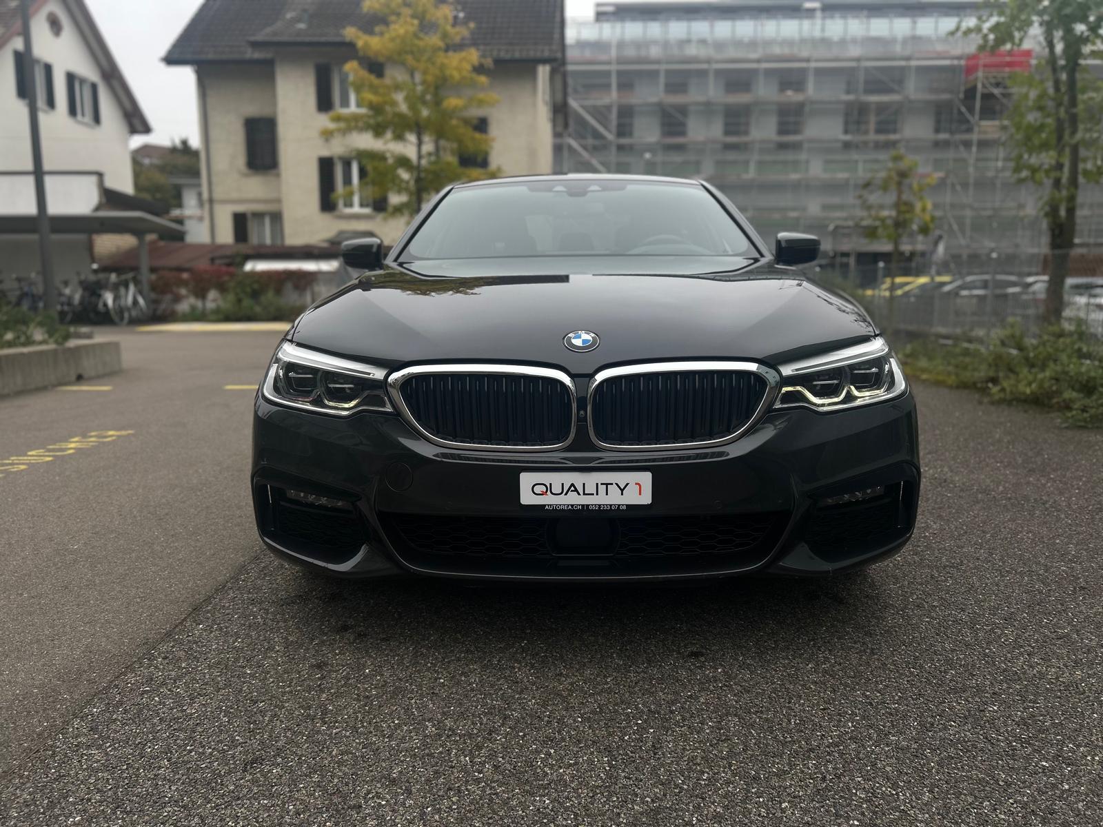 BMW 530e xDrive Pure M Sport Edition Steptronic-image-6