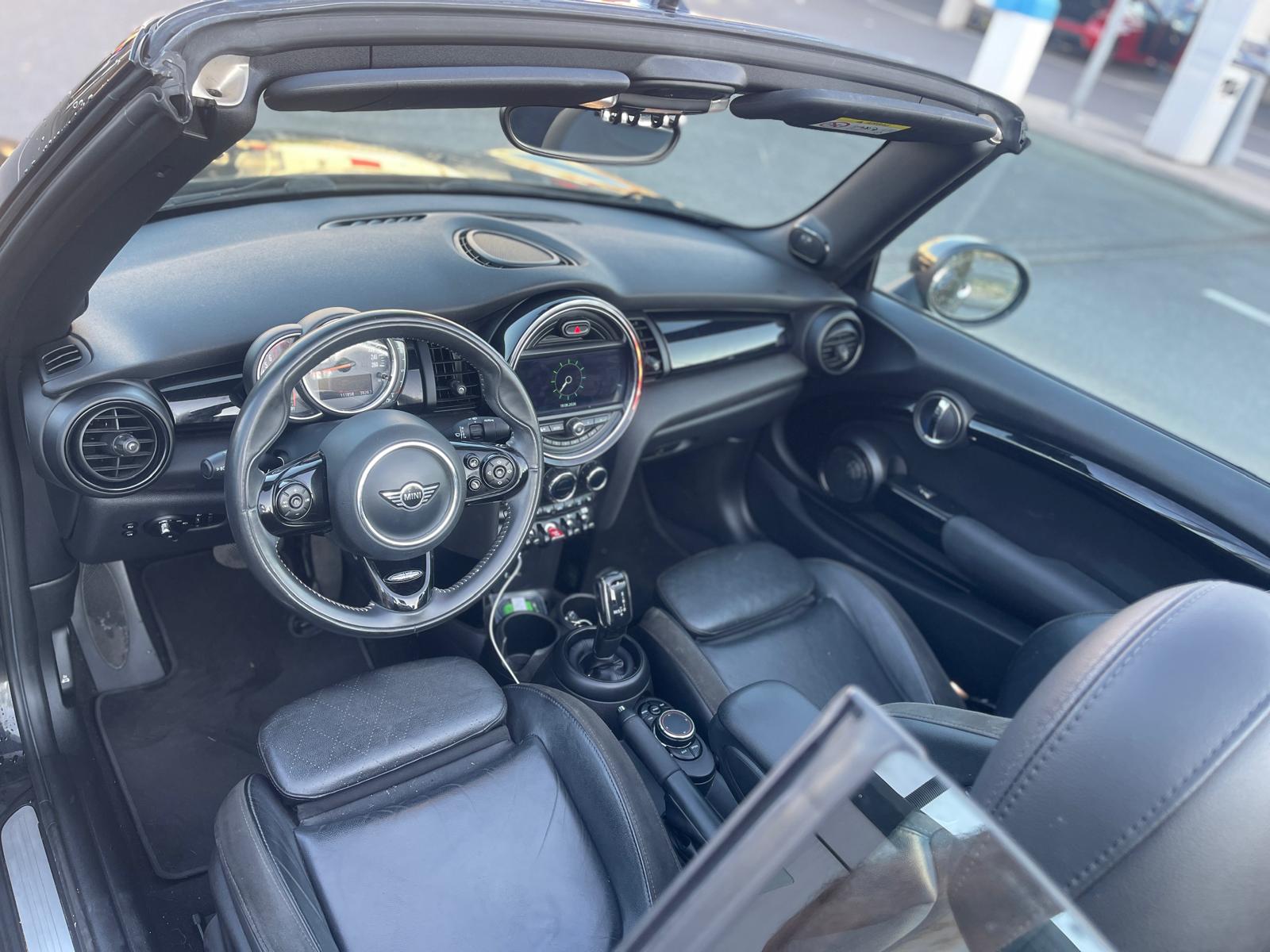 MINI Cooper Cabriolet Steptronic-image-6