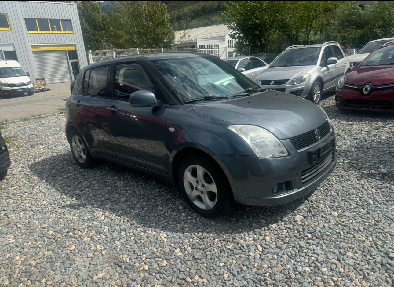 SUZUKI Swift 1.3i 16V GL Top 4x4-image-0
