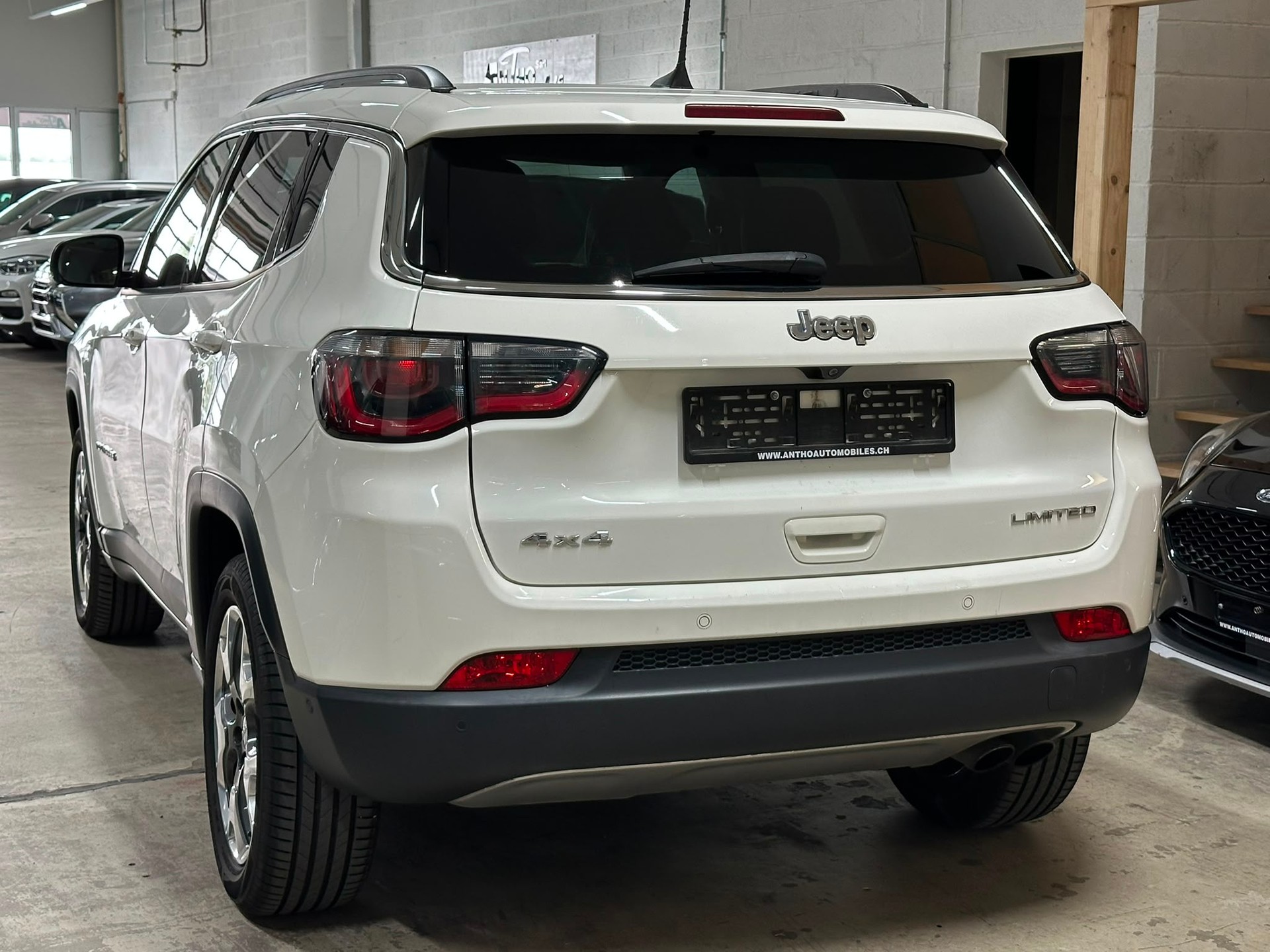 JEEP Compass 1.4 Turbo Limited AWD 9ATX-image-5