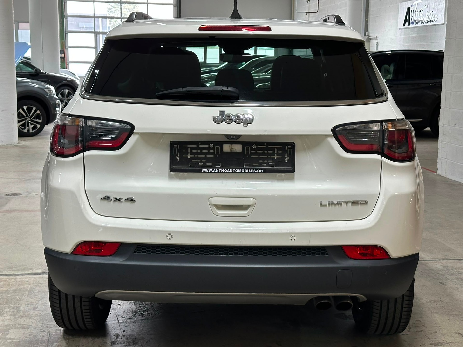 JEEP Compass 1.4 Turbo Limited AWD 9ATX-image-4