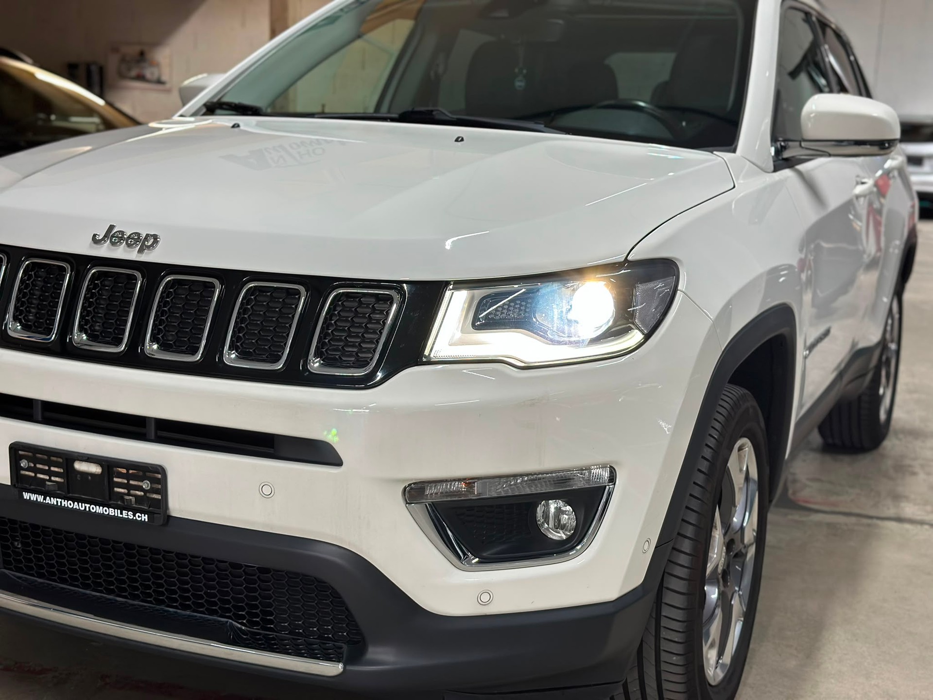 JEEP Compass 1.4 Turbo Limited AWD 9ATX-image-6
