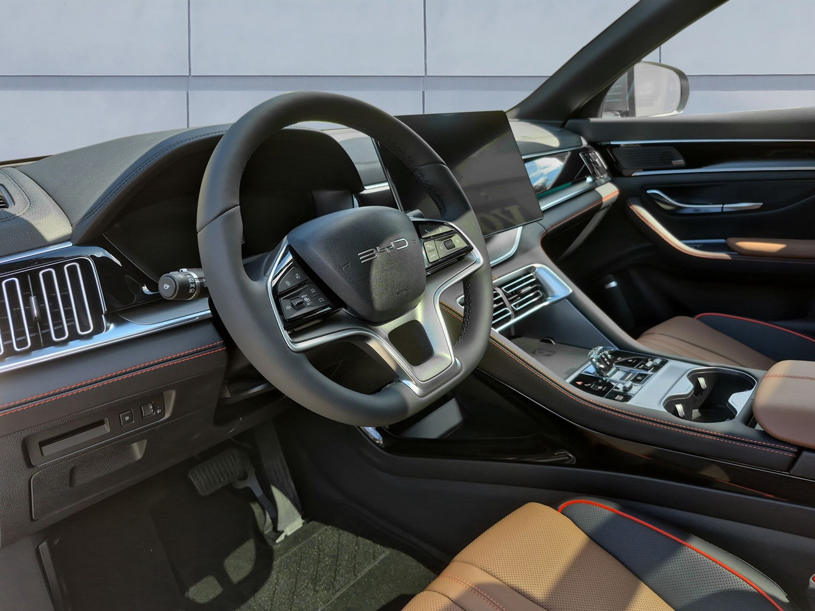BYD Seal U DM-i Design AWD-image-10