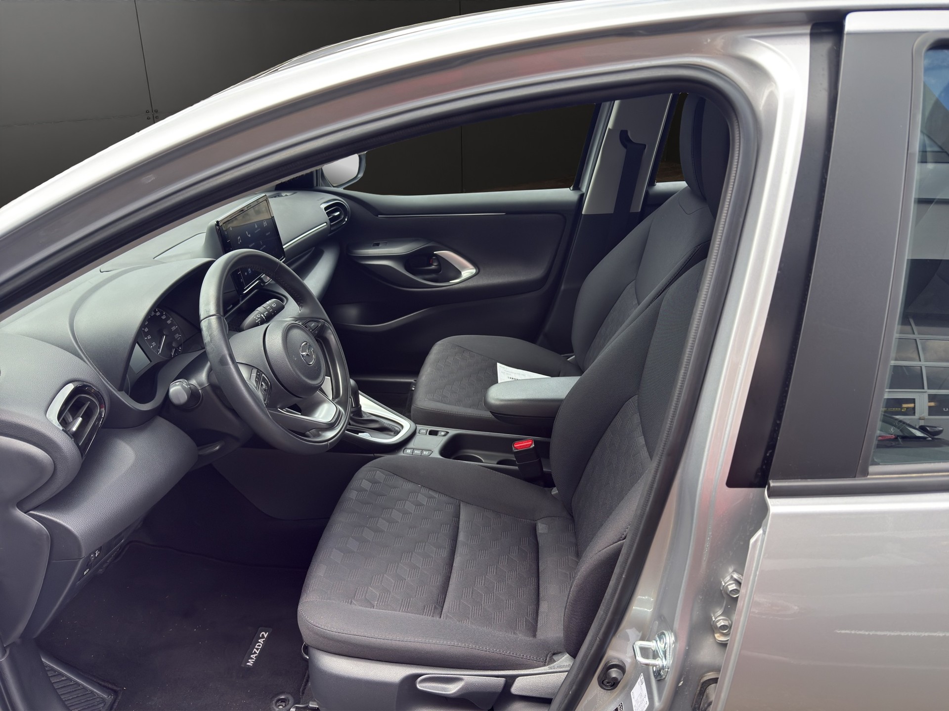MAZDA 2 Hybrid 1.5 Centre-line-image-5