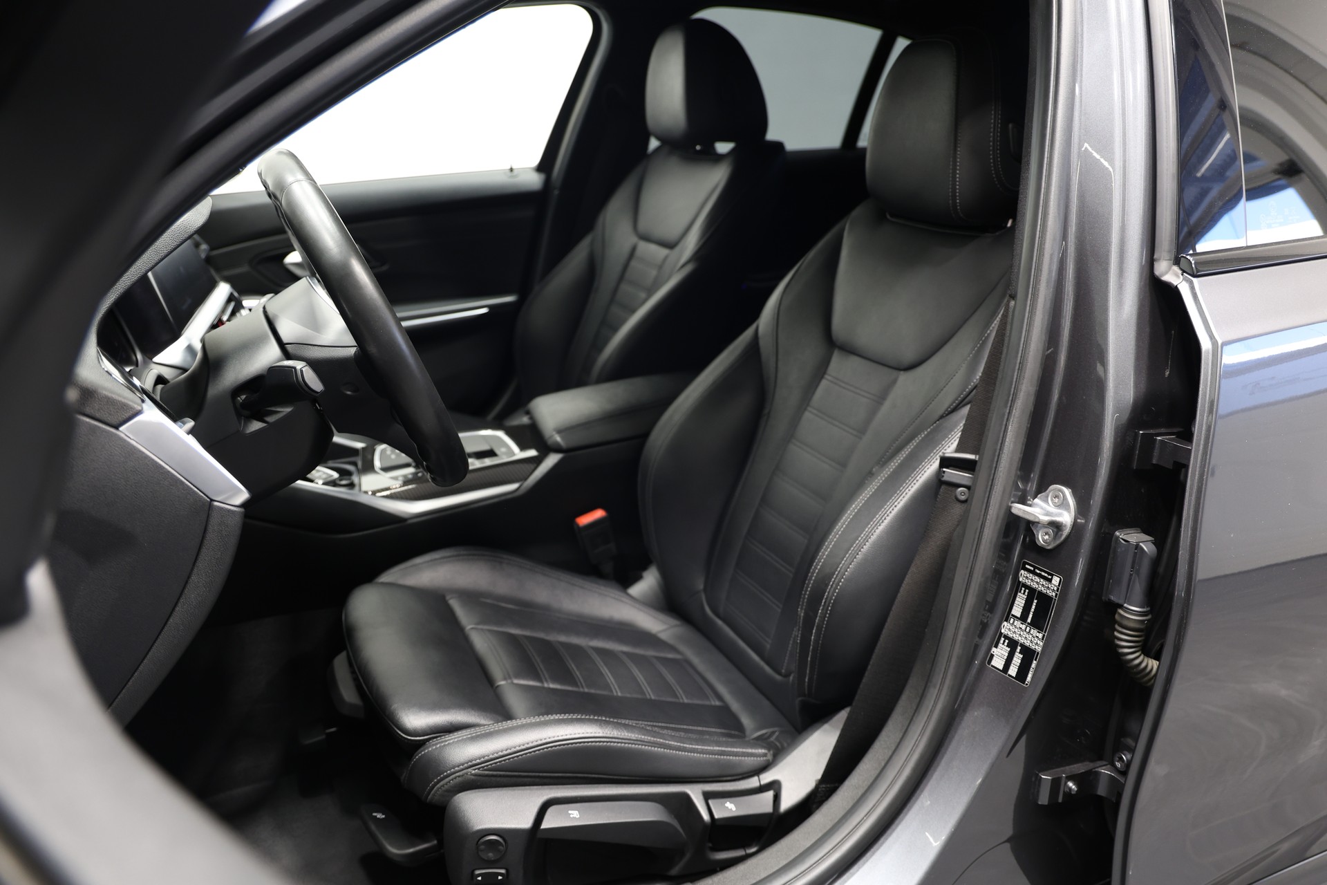BMW 320d M Sport Steptronic-image-20