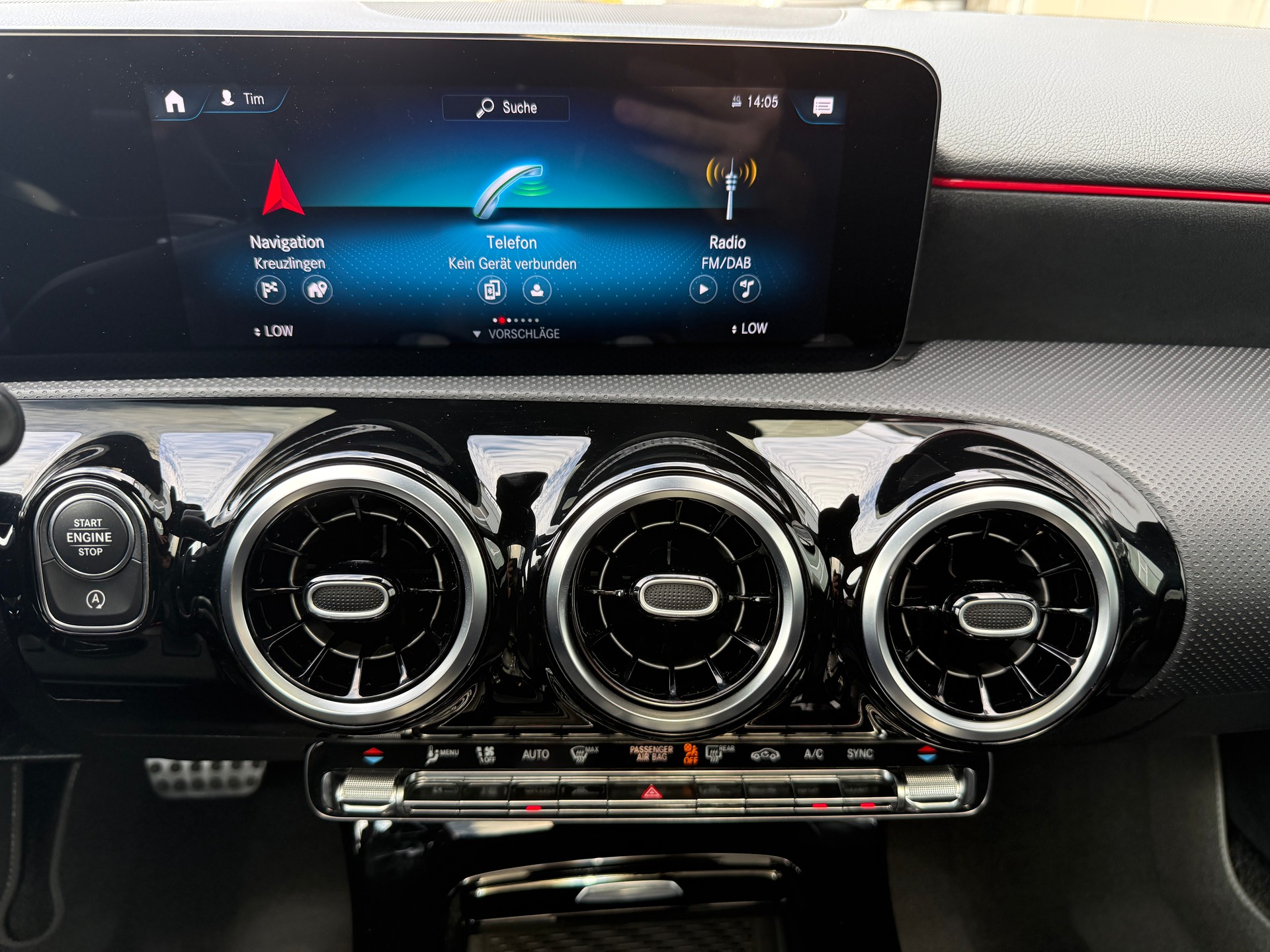 MERCEDES-BENZ A 180 Night Star AMG Line 7G-DCT ***CH-FAHRZEUG***-image-18