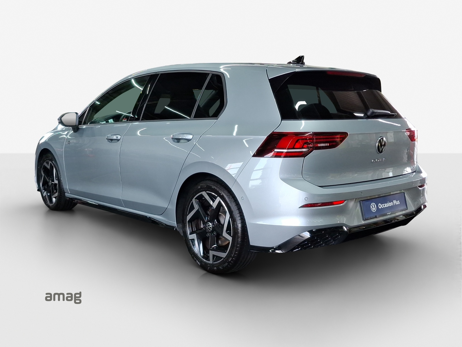 VW Golf 1.5 e TSI mHEV R-Line DSG-image-2
