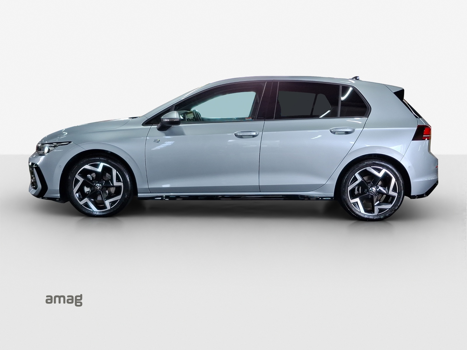VW Golf 1.5 e TSI mHEV R-Line DSG-image-1