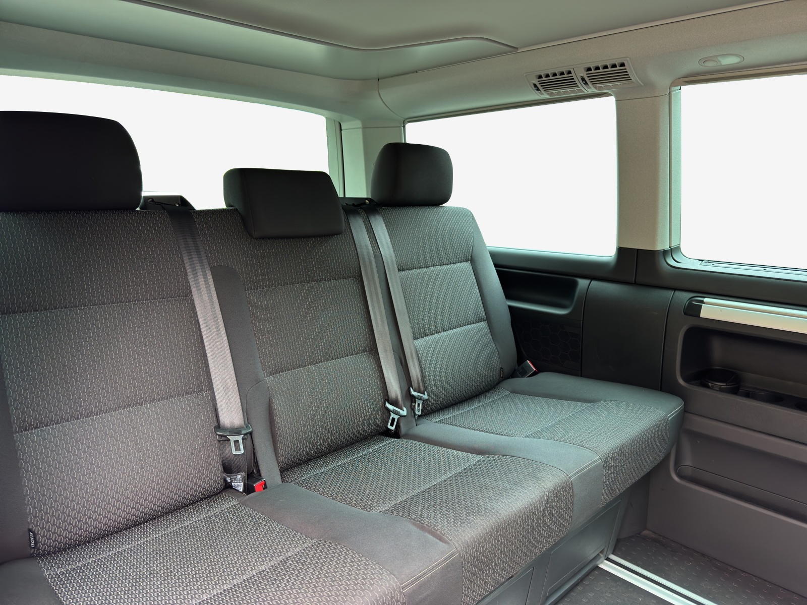VW California Beach Liberty 2.0 TDI 150 PS DSG 4Motion mit 7 Sitzen und Diff. Sperre-image-6