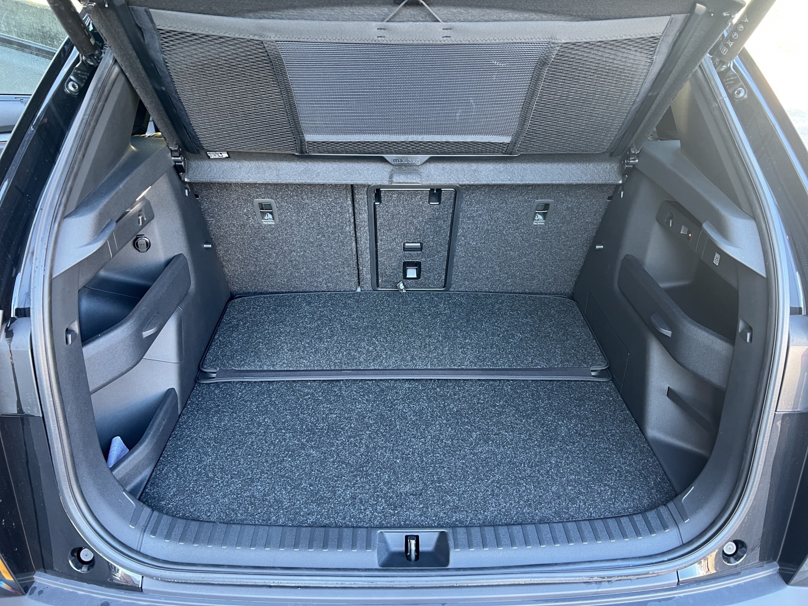 SKODA Elroq 85x Sportline 4x4-image-9