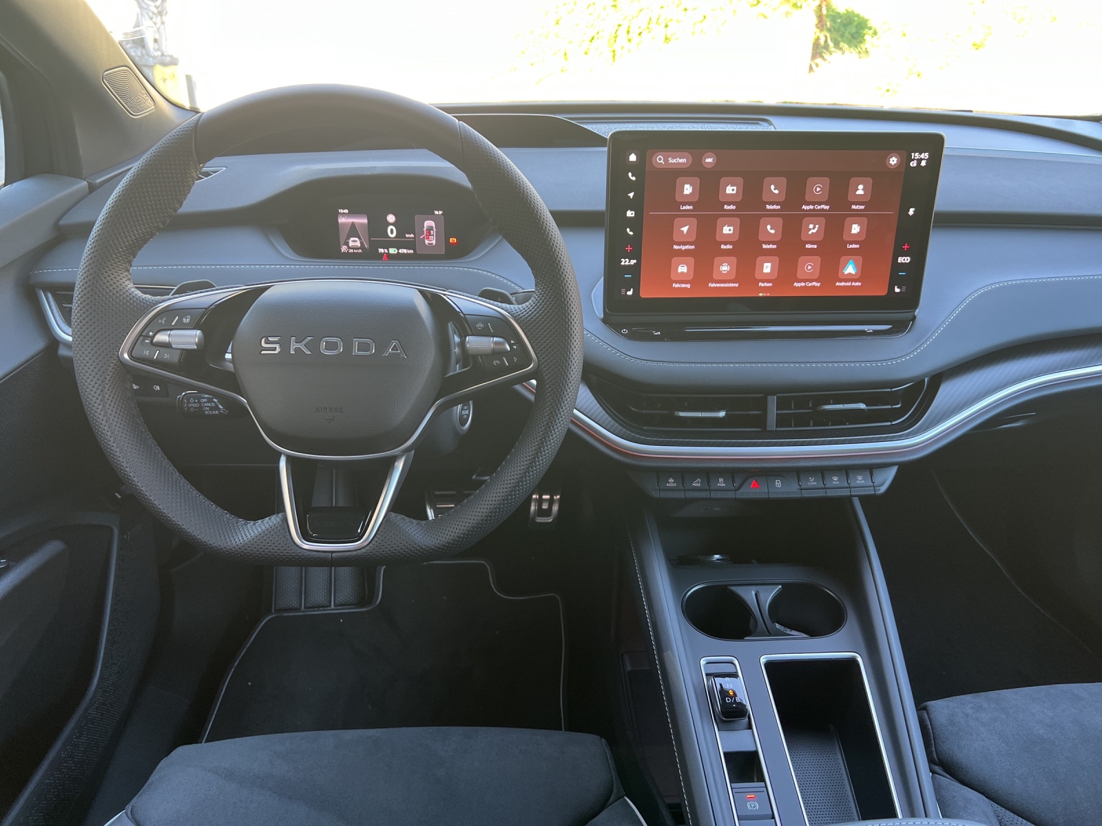 SKODA Elroq 85x Sportline 4x4-image-8