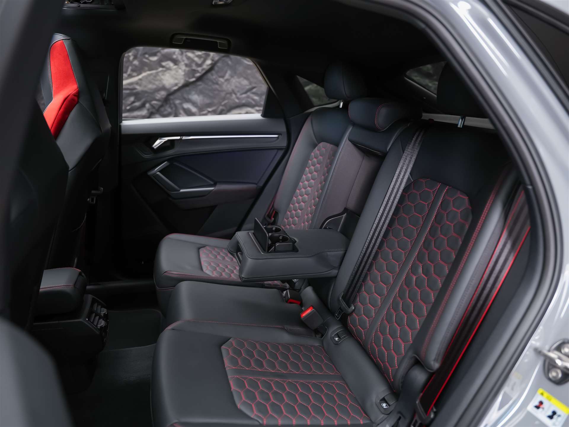 AUDI RS Q3 Sportback quattro S tronic *Panorama*SONOS*Assistenten*-image-14