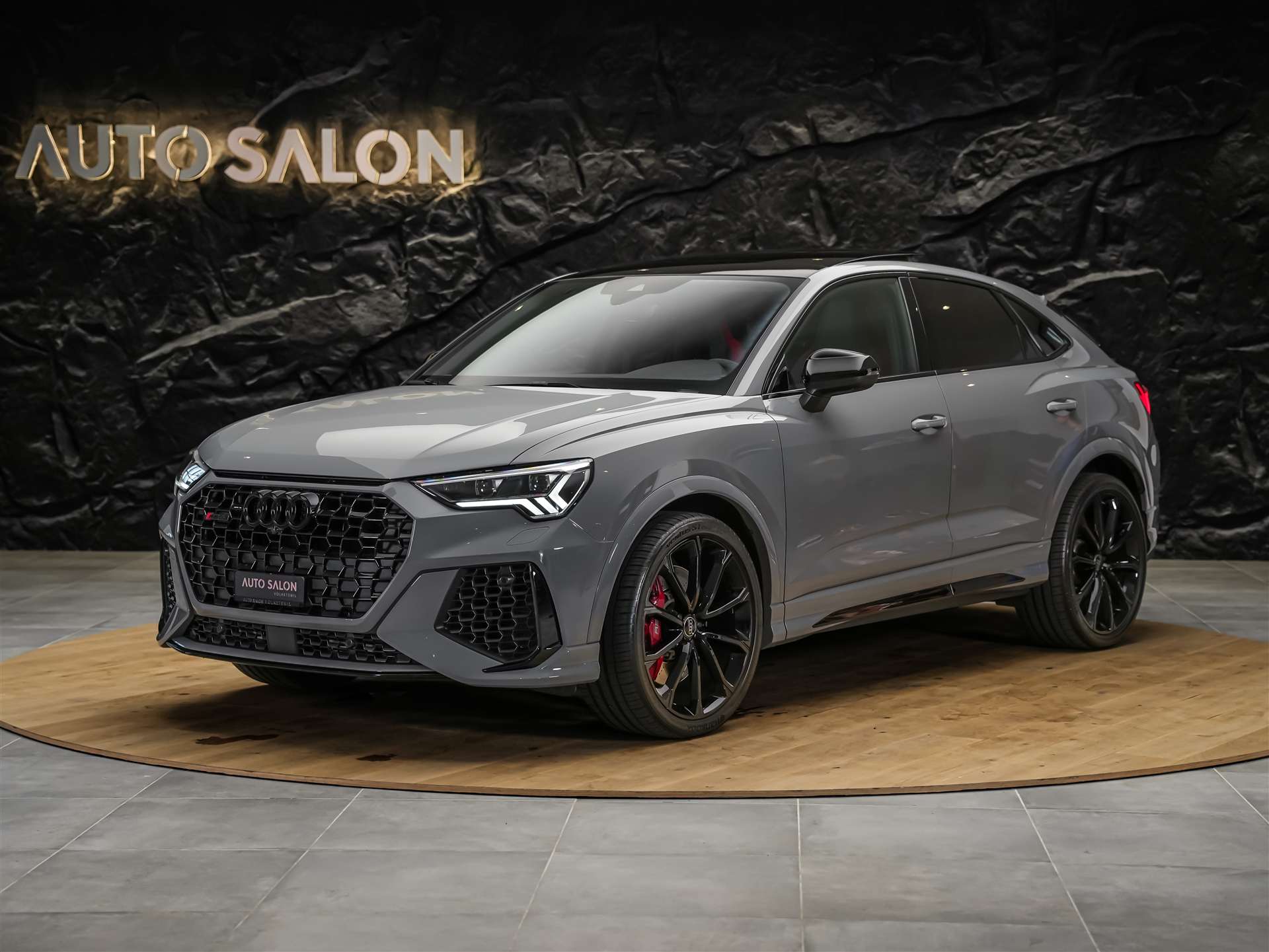 AUDI RS Q3 Sportback quattro S tronic *Panorama*SONOS*Assistenten*-image-0