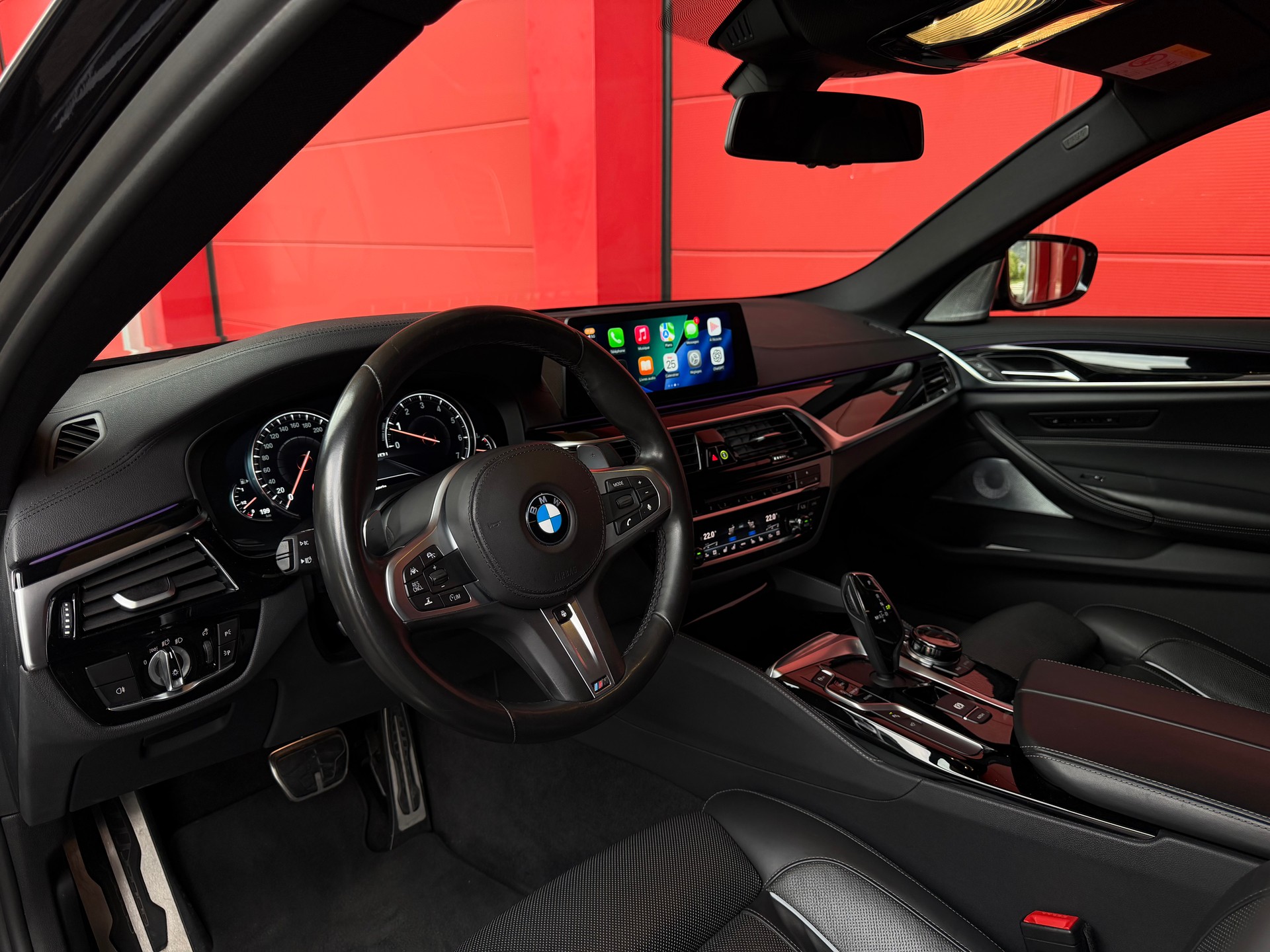 BMW M550i xDrive Steptronic *CH-Fahrzeug*-image-7