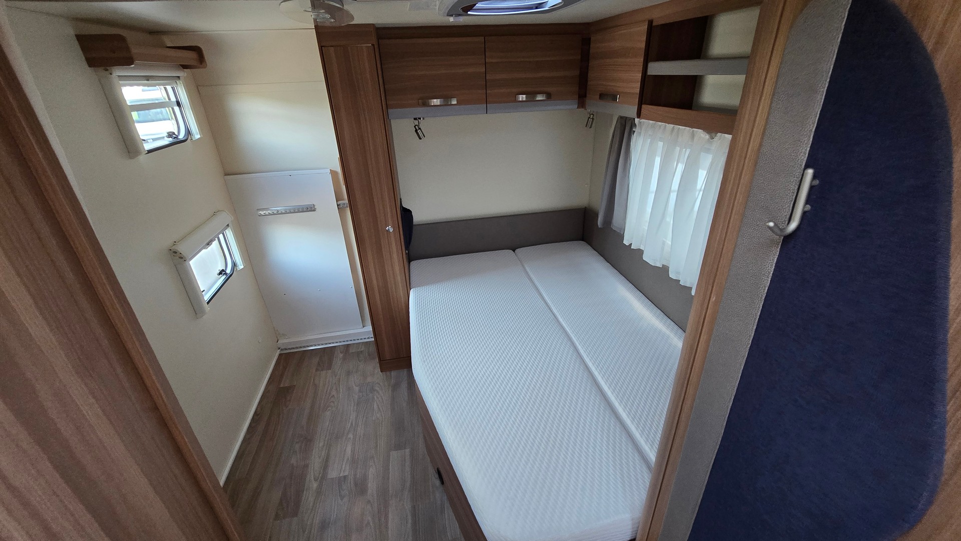 WEINSBERG Cara One 550-image-8