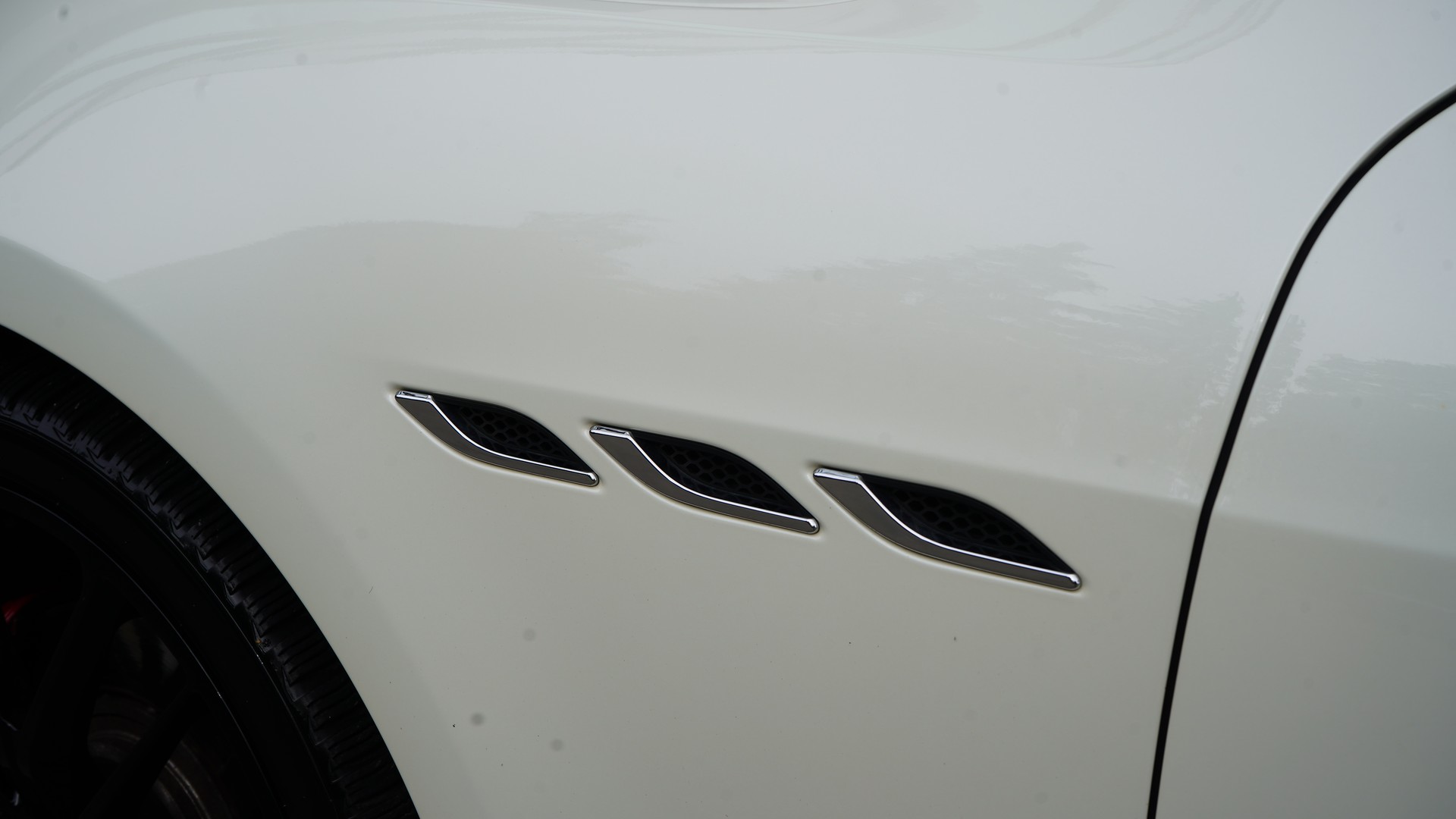 MASERATI Ghibli S Q4 3.0 V6 Automatica-image-28