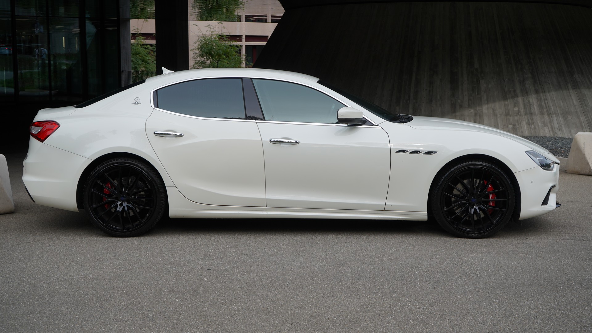 MASERATI Ghibli S Q4 3.0 V6 Automatica-image-3