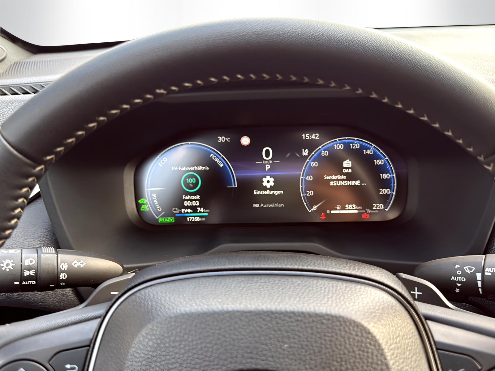 TOYOTA RAV4 2.5 Plug-In-Hybrid GR Sport inkl. Service Paket und Winterräder-image-8